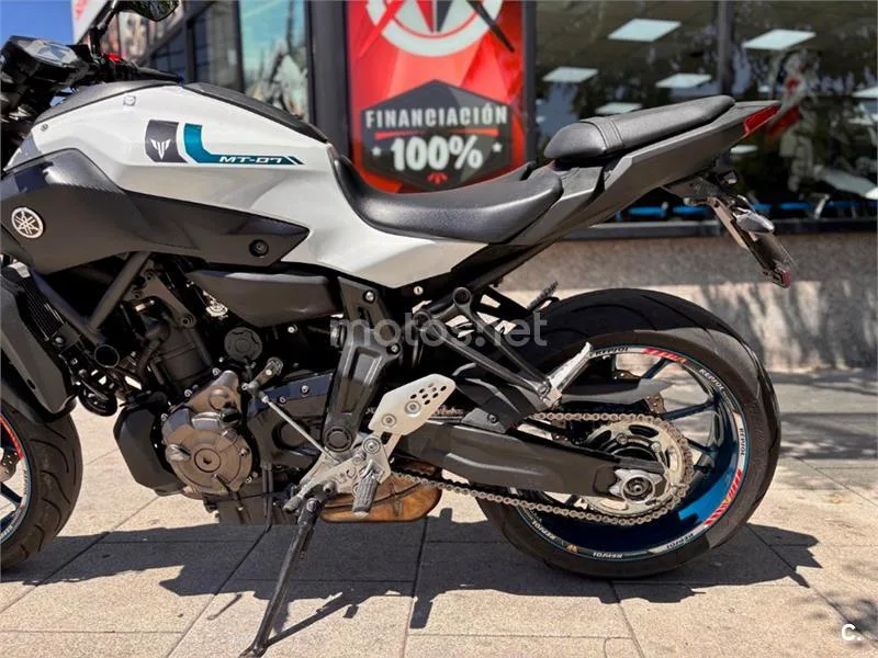 Yamaha MT-07 – Vista 3
