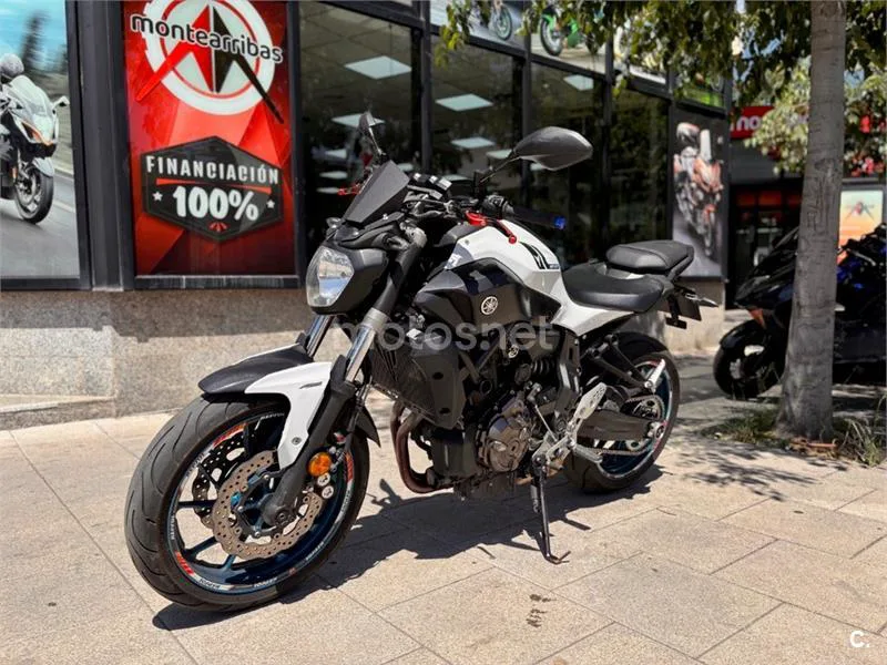 Yamaha MT-07 – Vista 4