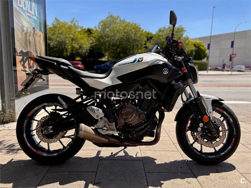 Yamaha MT-07 – Vista 6