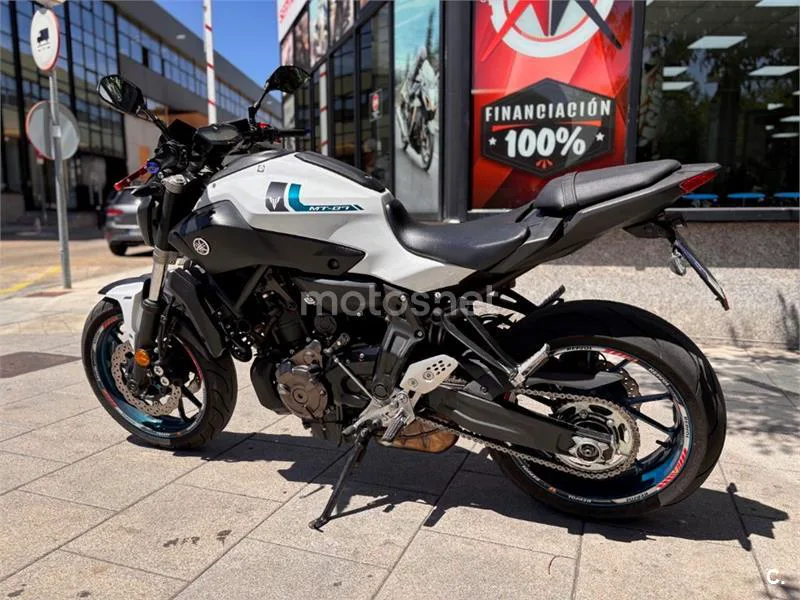 Yamaha MT-07 – Vista 10