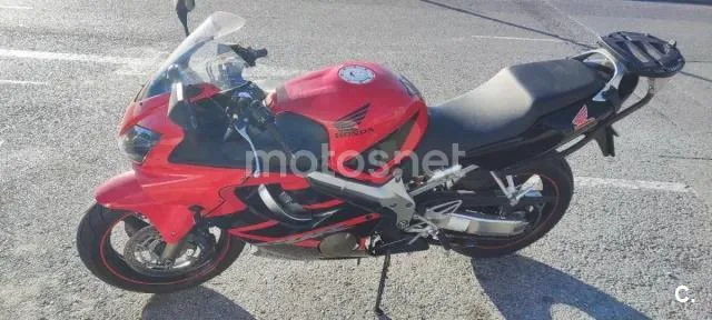 Honda CBR 600F – Vista 3