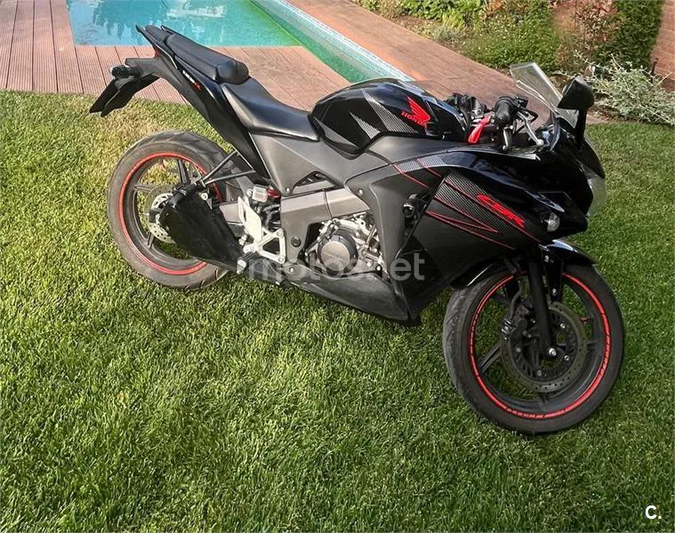 Honda CBR 125R – Vista 3