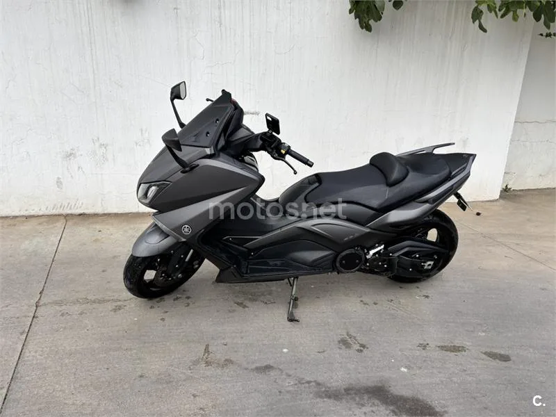 Yamaha TMAX 530 – Vista 4