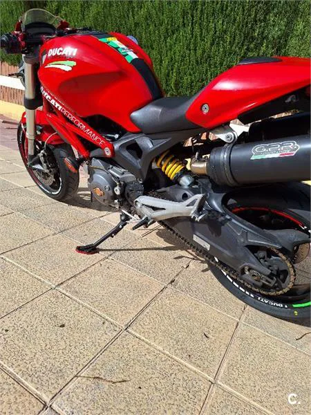 Ducati Monster 696 – Vista 5