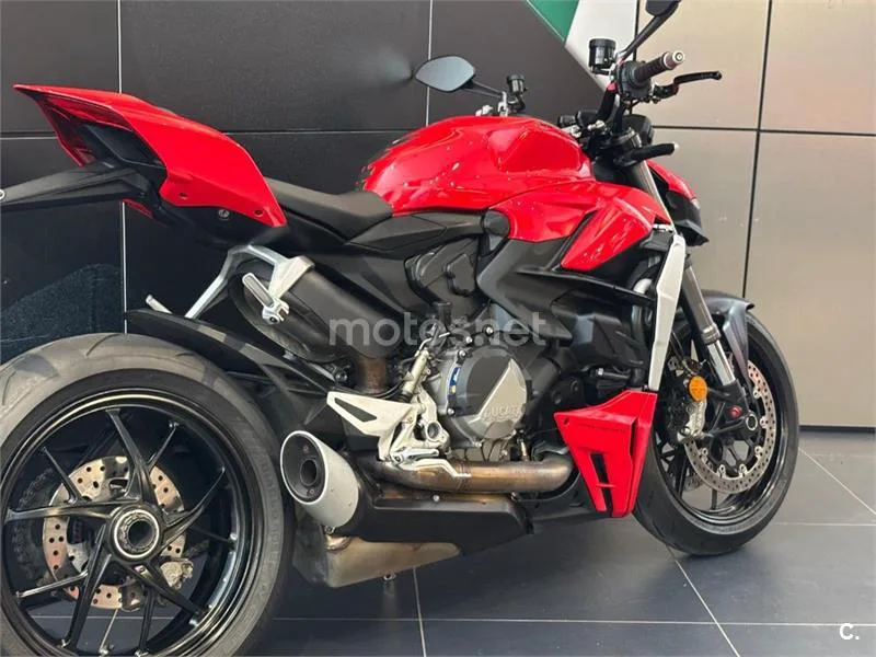 Ducati Streetfighter V2 – Vista 4
