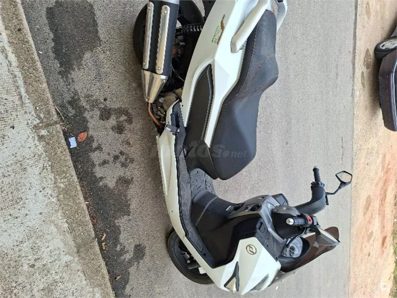 Daelim S3 125 FI Touring – Vista 4
