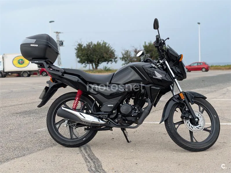 Honda CB 125 – Vista 6