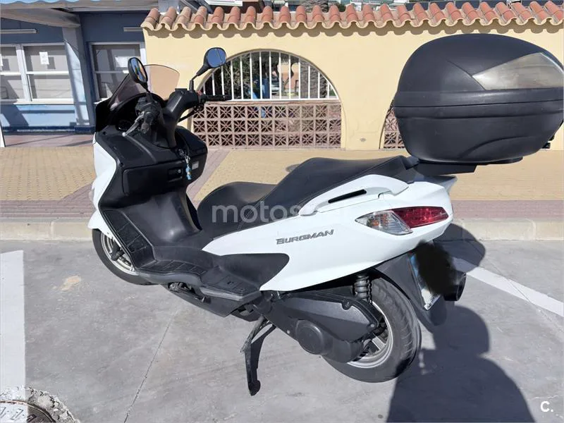 Suzuki Burgman 125 – Vista 2