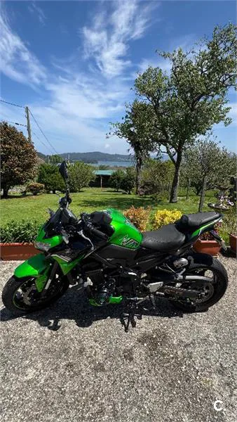 Kawasaki Z 900 – Vista 2