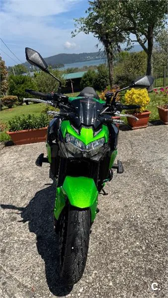 Kawasaki Z 900 – Vista 3