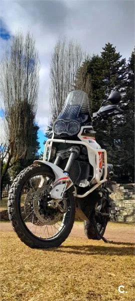 Ducati DesertX – Vista 4
