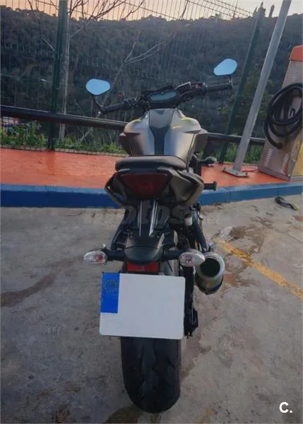Yamaha MT-07 – Vista 3