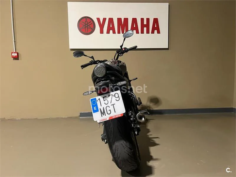 Yamaha XSR 700 – Vista 6