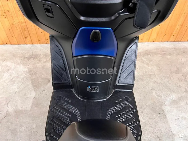 Kymco X-Town CT 300 – Vista 15