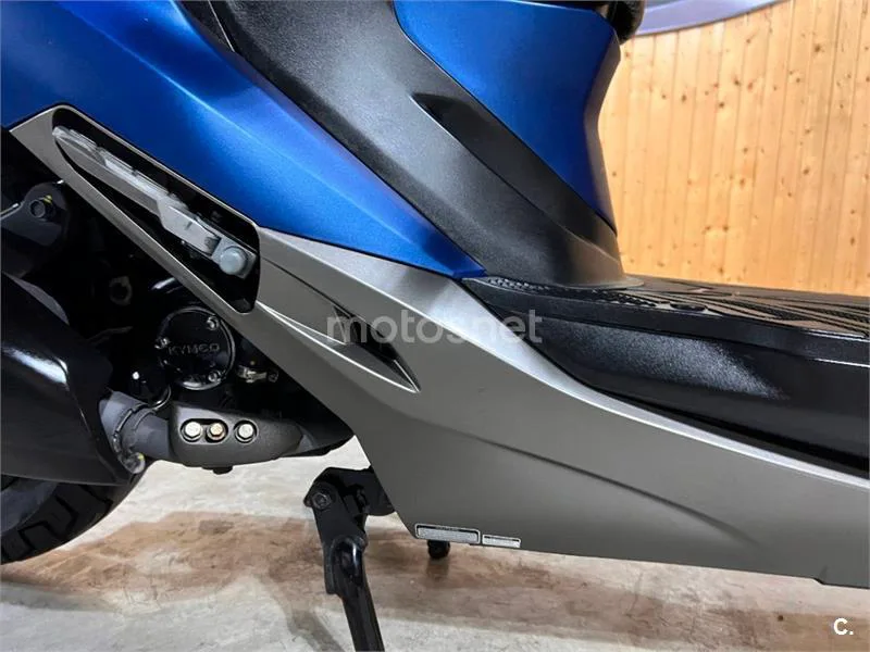 Kymco X-Town CT 300 – Vista 47