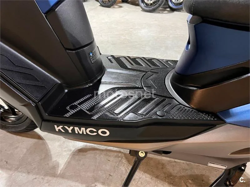 Kymco X-Town CT 300 – Vista 69