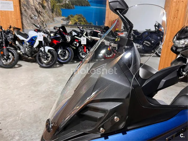 Kymco X-Town CT 300 – Vista 80