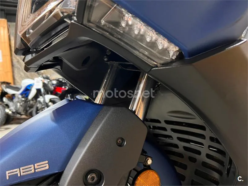 Kymco X-Town CT 300 – Vista 83