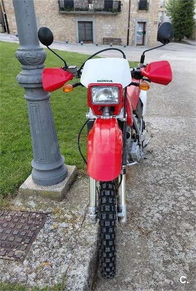 Honda XR 250 – Vista 9