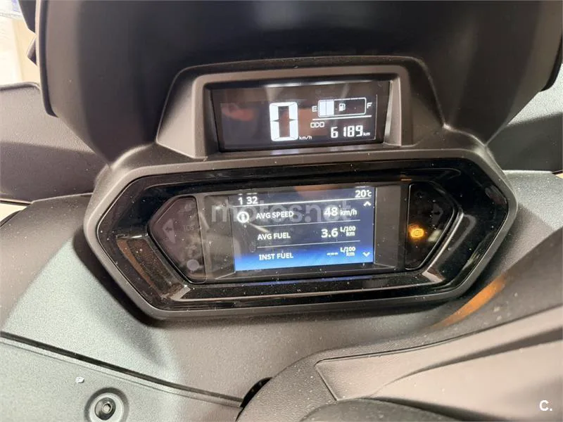 Yamaha XMAX 300 – Vista 2