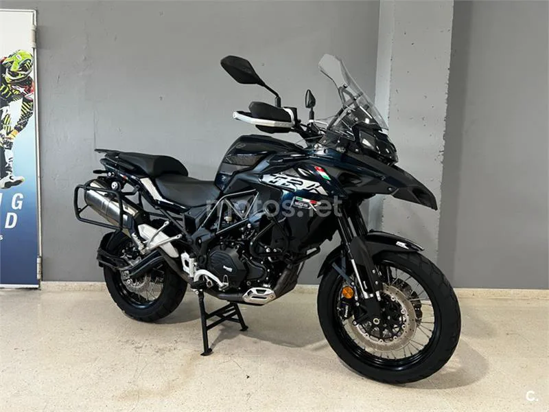 Benelli TRK 502 – Vista 4