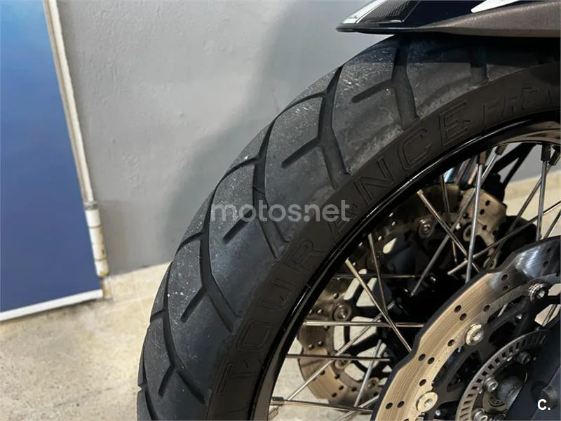 Benelli TRK 502 – Vista 9