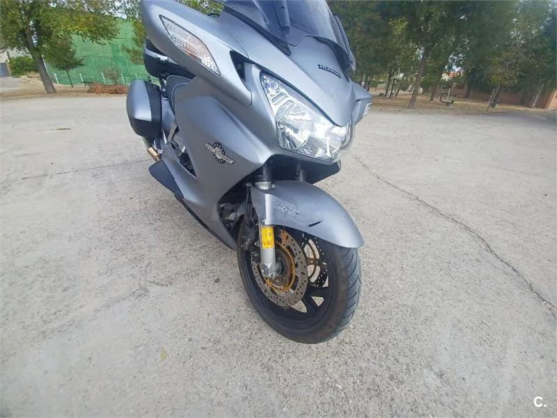 Honda Pan-European ST 1300 – Vista 4