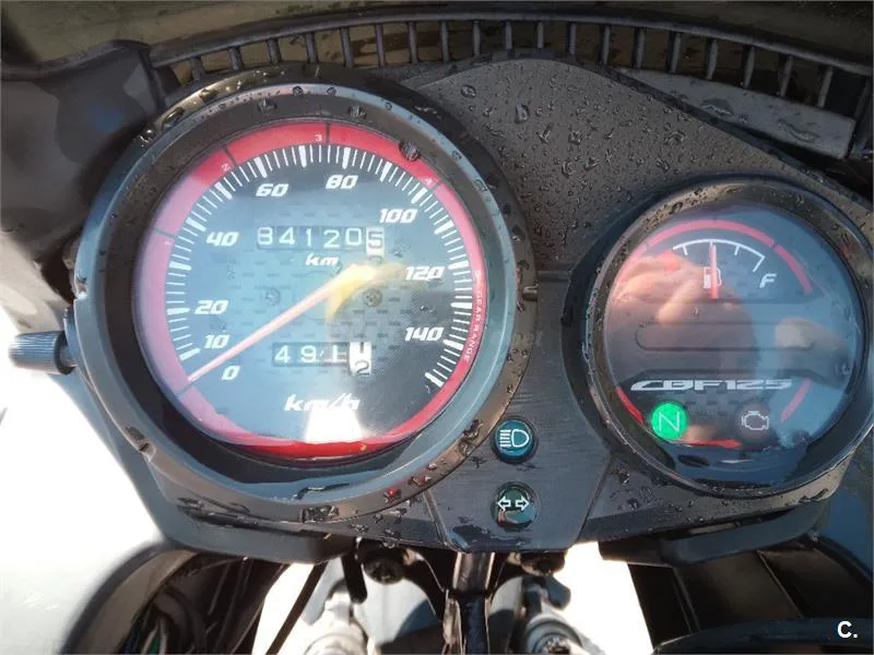 Honda CBF 125 – Vista 3