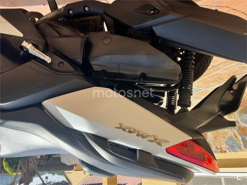 Yamaha XMAX 400 – Vista 6
