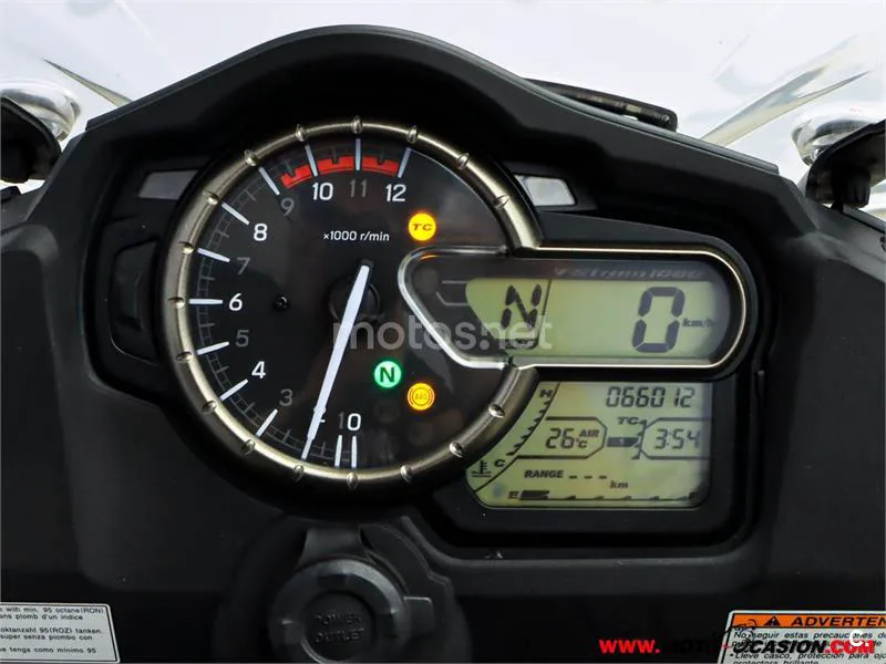 Suzuki V-Strom 1000 – Vista 6