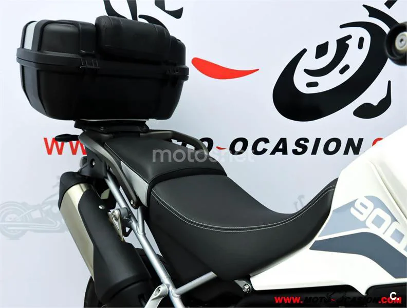 Triumph Tiger 900 – Vista 11