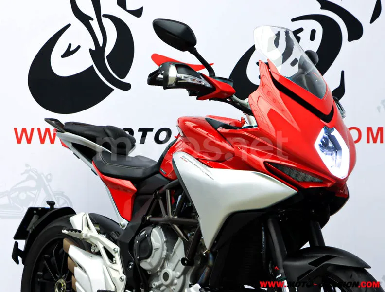 MV Agusta Turismo Veloce 800 – Vista 4