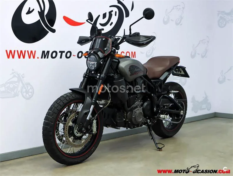Indian FTR 1200 – Vista 8