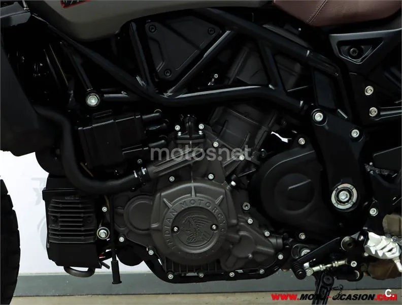 Indian FTR 1200 – Vista 10