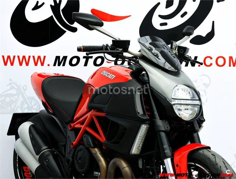 Ducati Diavel 1198 – Vista 4