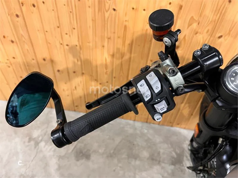Ducati Scrambler – Vista 15
