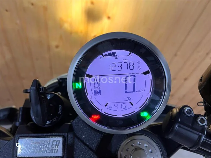 Ducati Scrambler – Vista 72