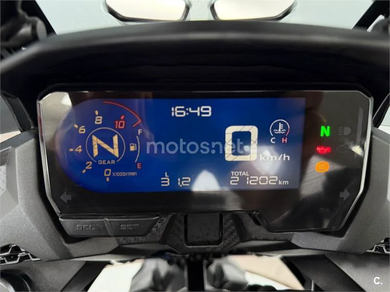 Honda CB 500 X – Vista 12