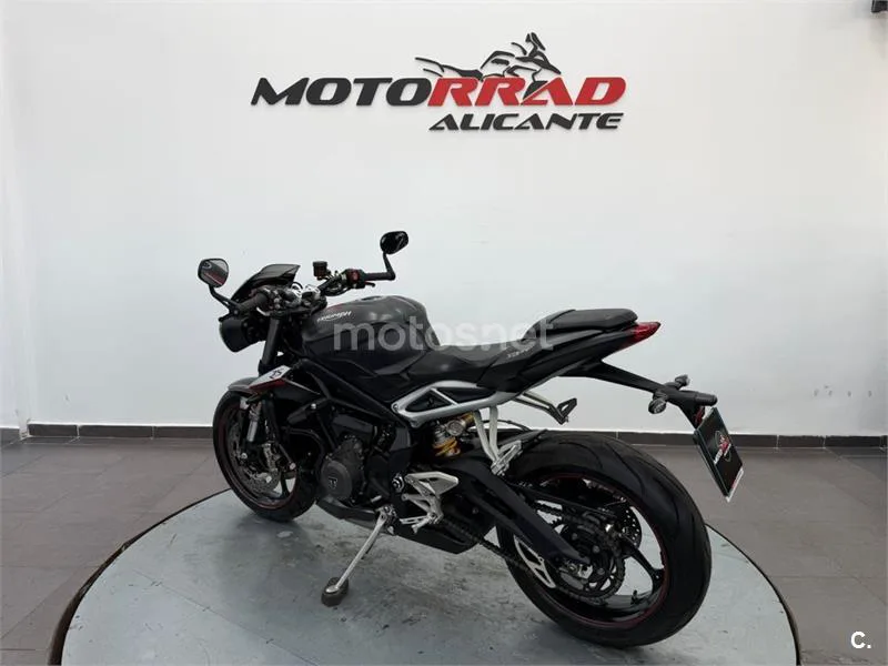 Triumph Street Triple – Vista 5