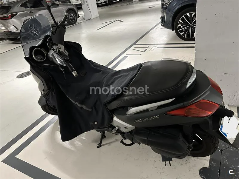 Yamaha XMAX 125 – Vista 7