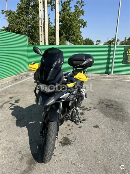 BMW F 750 – Vista 3