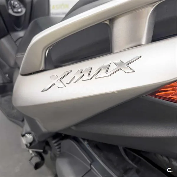 Yamaha XMAX 125 – Vista 12