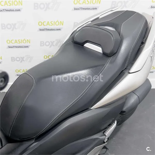 Yamaha XMAX 125 – Vista 21
