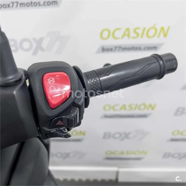 Yamaha XMAX 125 – Vista 10
