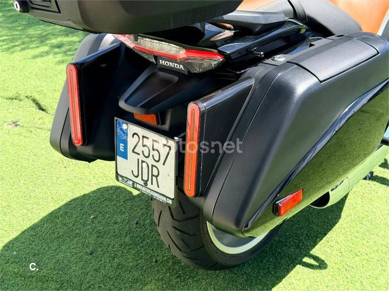 Honda CTX – Vista 14