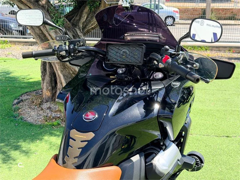 Honda CTX – Vista 16