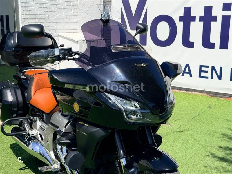 Honda CTX – Vista 4