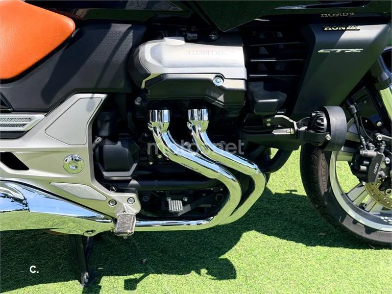Honda CTX – Vista 8