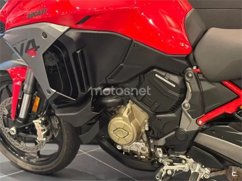 Ducati Multistrada V4 – Vista 4
