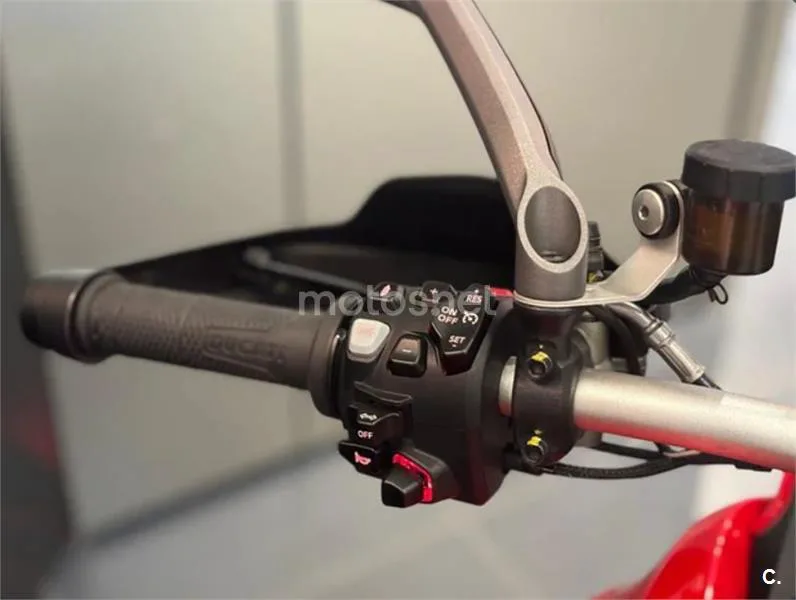 Ducati Multistrada V4 – Vista 7